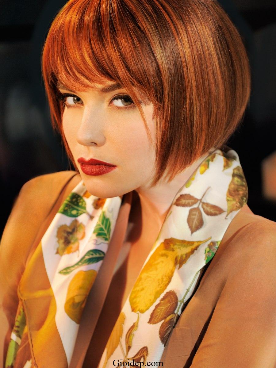 10 Chin-Length Curly Bob with Short Bangs for 2024 4